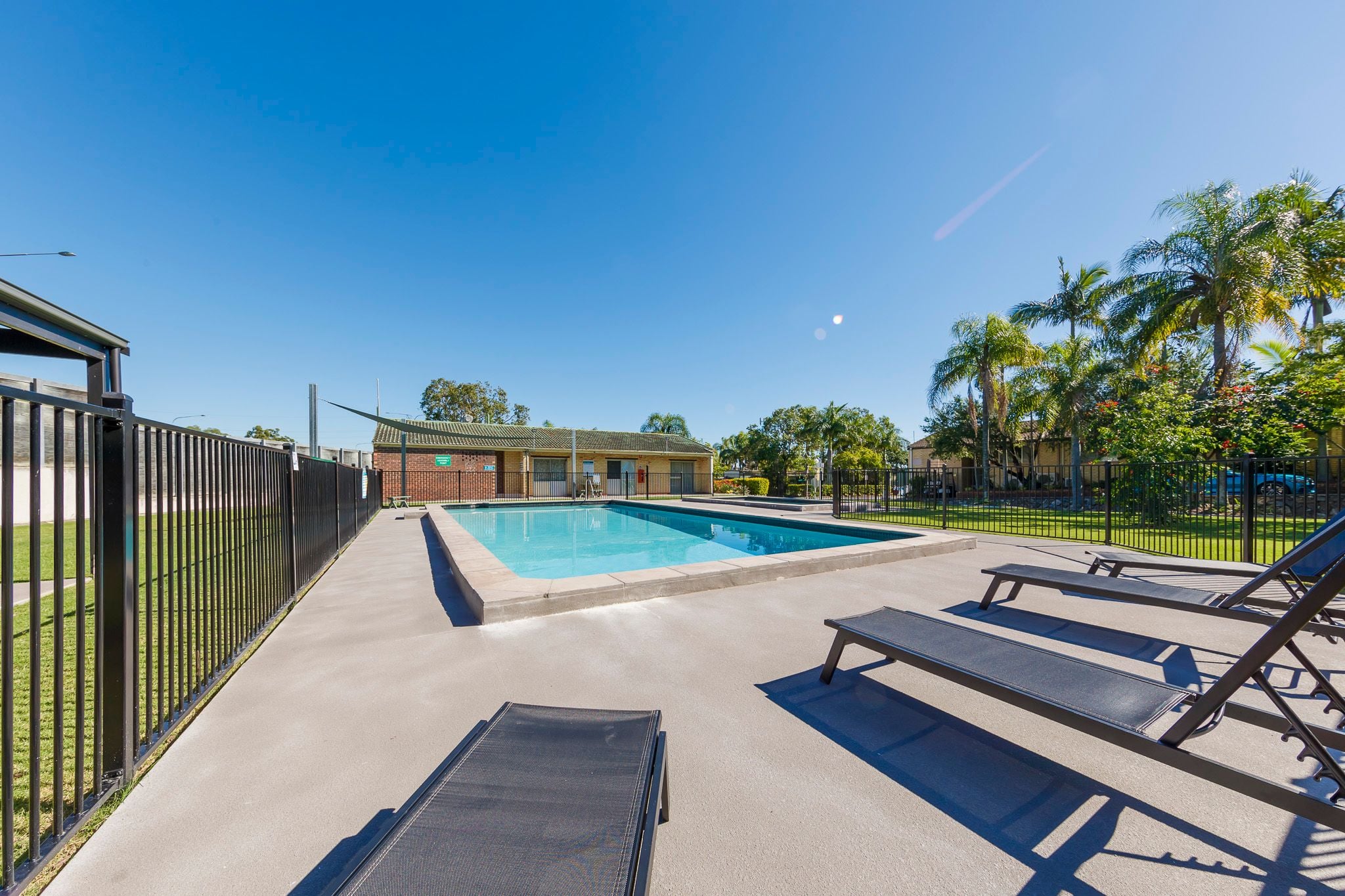 Ingenia Rental Eight Mile Plains pool