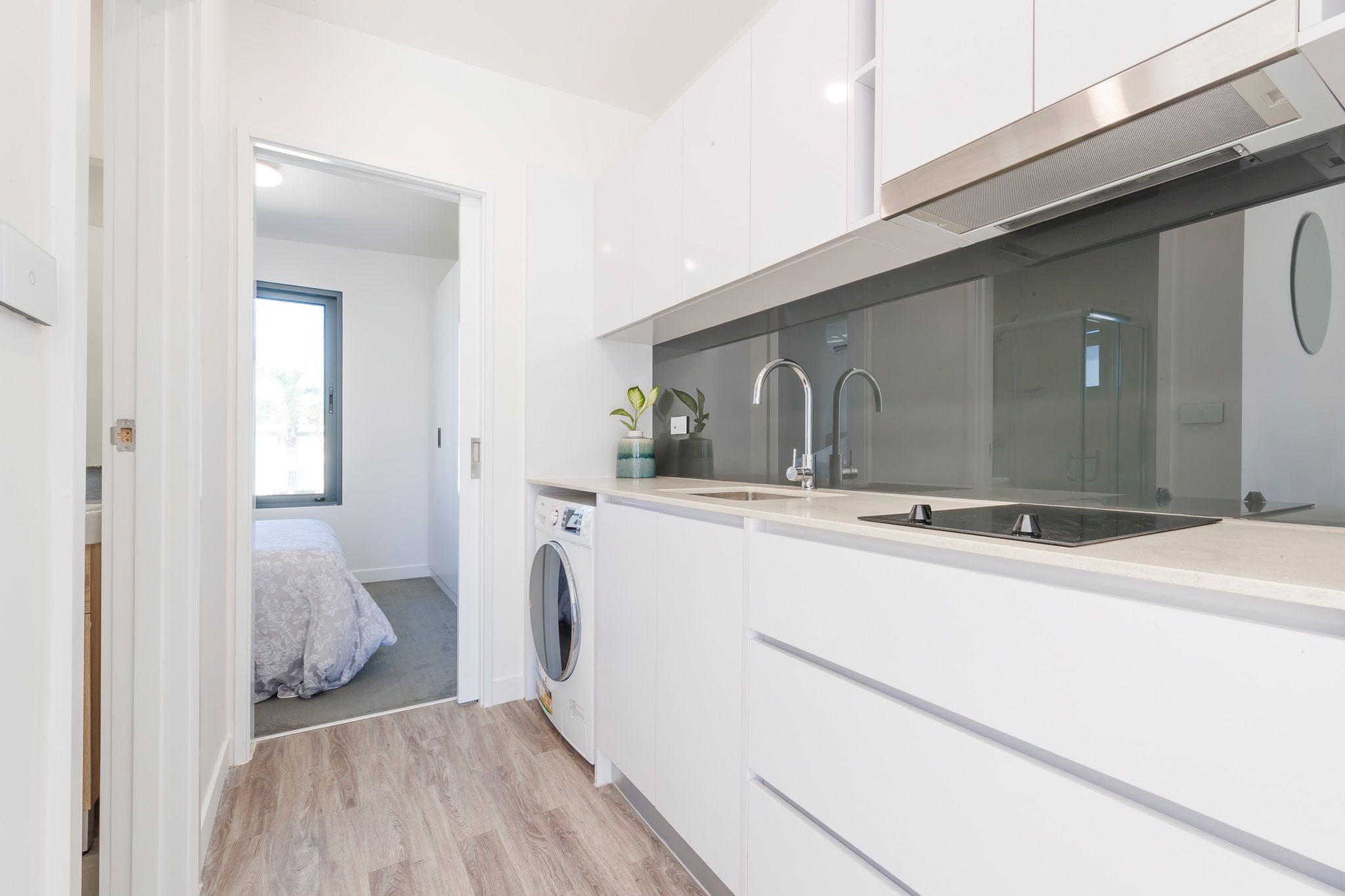 Ingenia Rental Chambers Flat cabin kitchen
