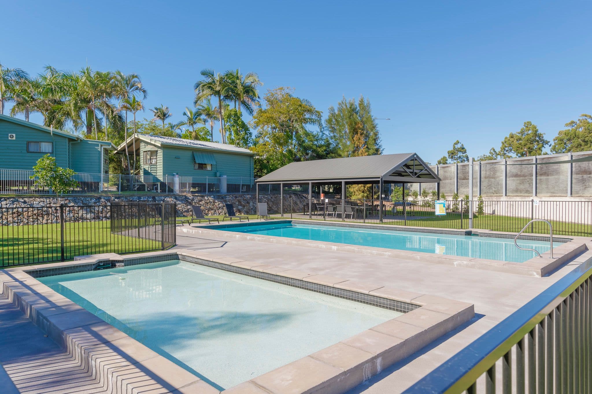 Ingenia Rental Eight Mile Plains swim and wade pool