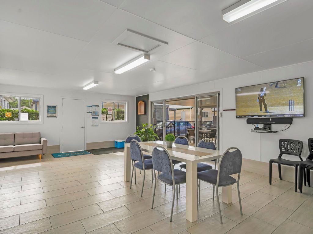 Ingenia Rental Chambers Flat recreation room indoor